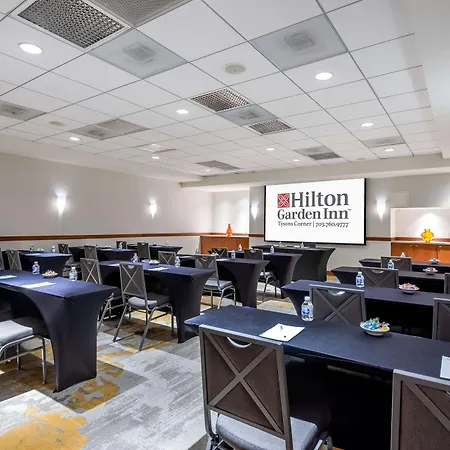 Hilton Garden Inn Tysons Corner-2