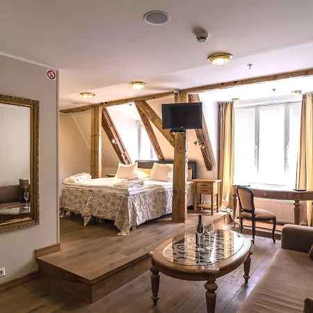 Cru Hotel-3