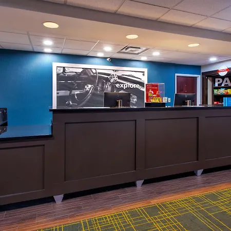 Hampton Inn Clarion-3