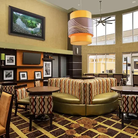 Hampton Inn & Suites Lake City-2