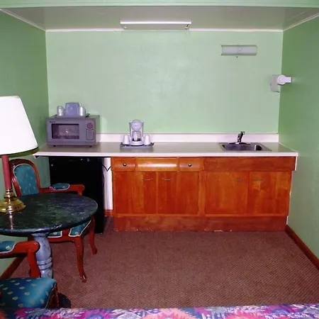 Blue Spruce Motel-3