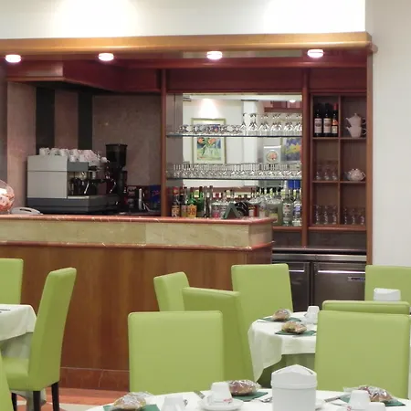 Hotel President Pomezia-2