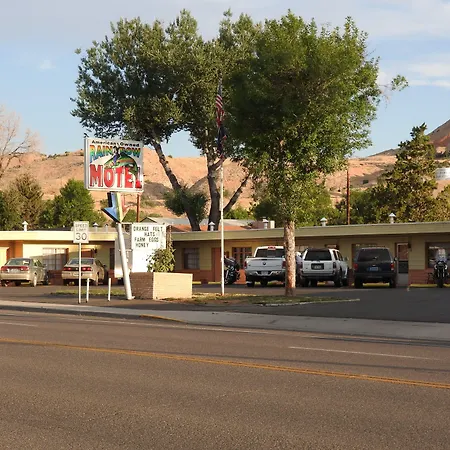 Rainbow Motel-2