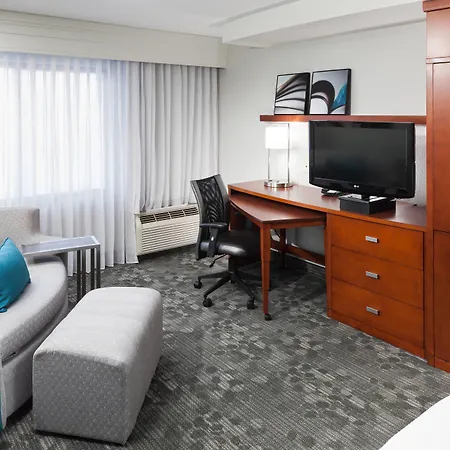 Courtyard By Marriott Hattiesburg-2