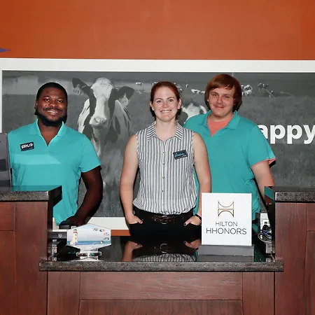 Hampton Inn And Suites Stephenville-2