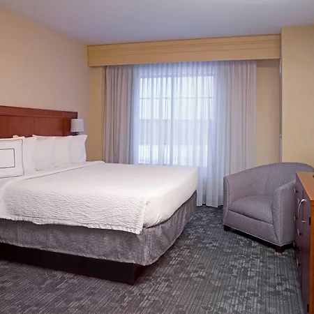 Courtyard By Marriott Aberdeen At Ripken Stadium-3