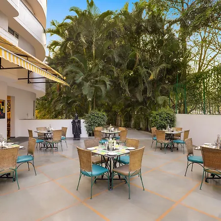 Lemon Tree Hotel Hinjewadi Pune-3
