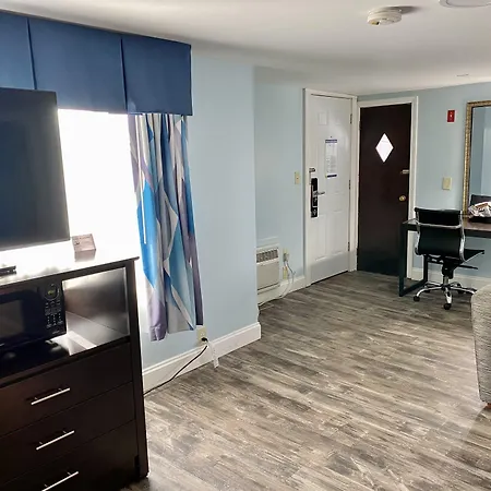 Days Inn By Wyndham Lincoln-2