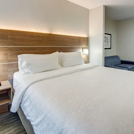Holiday Inn Express & Suites Quincy I-10 By Ihg-2