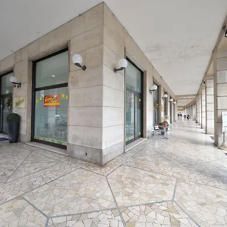 Hotel Ferrari-3