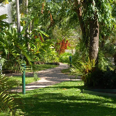 Cairns Beach Resort-3