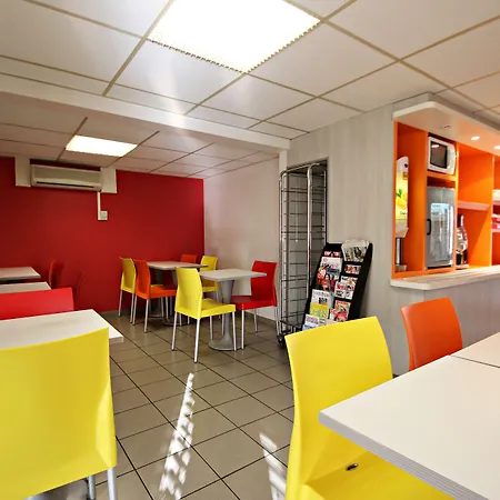 Premiere Classe Reims Sud - Bezannes-3