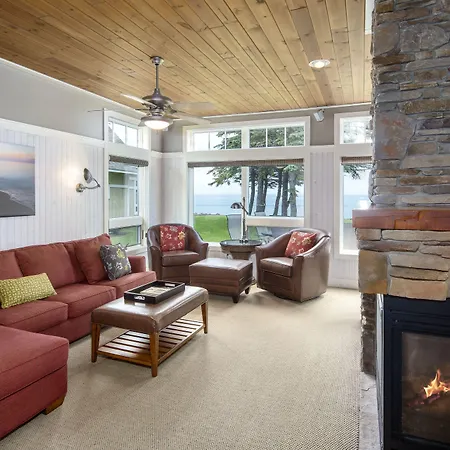 Larsmont Cottages-2