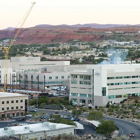 Holiday Inn Express & Suites St George North - Zion-2