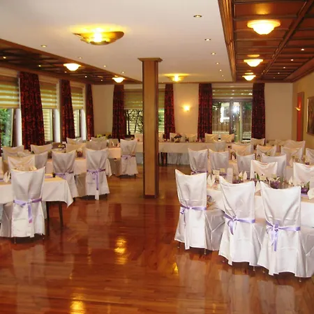 Wald-Cafe Hotel-Restaurant-2