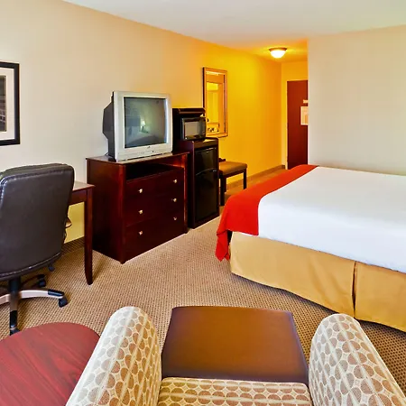 Holiday Inn Express Hotel & Suites Dickson By Ihg-2