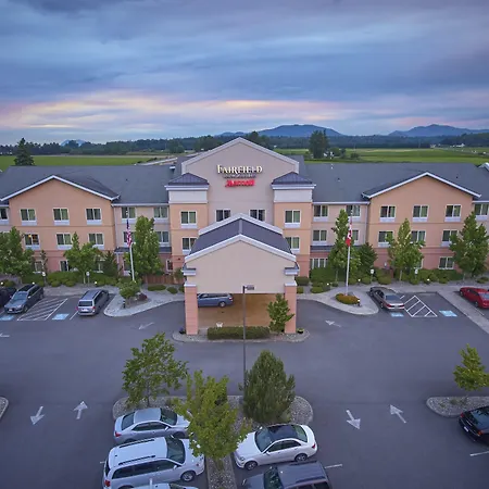 Fairfield Inn & Suites Burlington-2