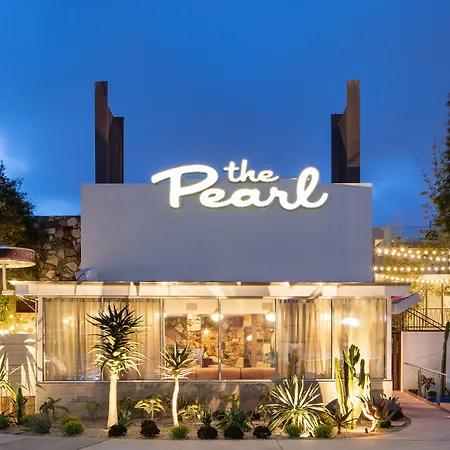 The Pearl Hotel-2