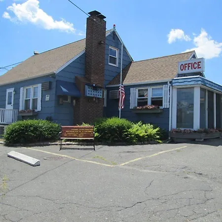 Mayflower Motel Milford-2