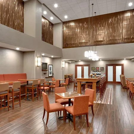 Hampton Inn & Suites Pocatello-2