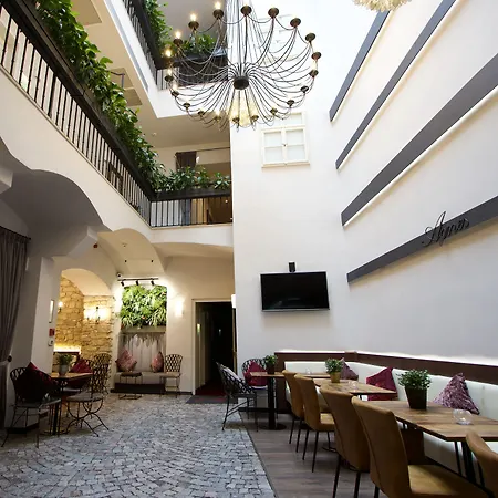 Hotel Residence Agnes-2