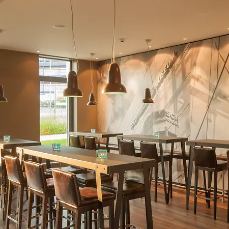 Motel One Stuttgart-3