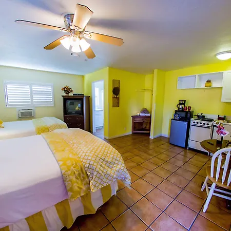Leucadia Beach Inn-2