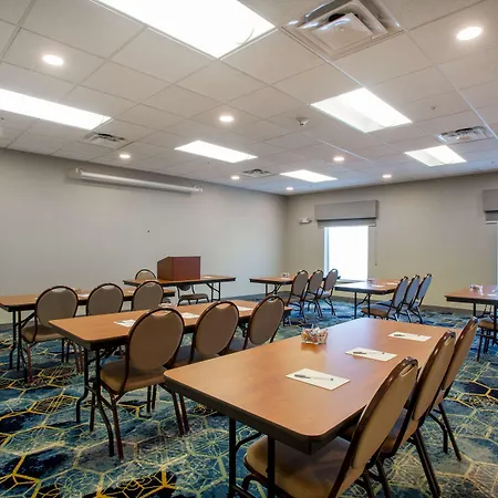 Hampton Inn Watertown-2