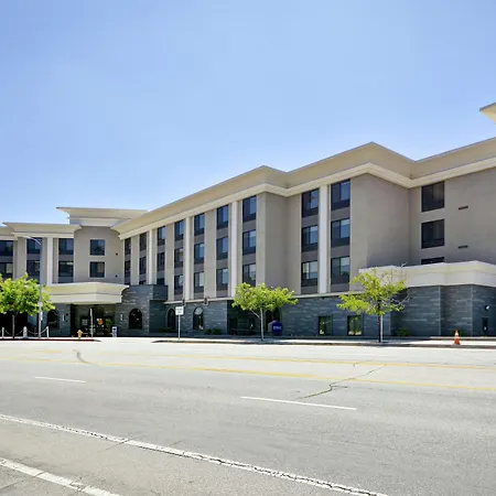 Hampton Inn & Suites Los Angeles Burbank Airport-3