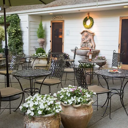 Cottage Grove Inn-2
