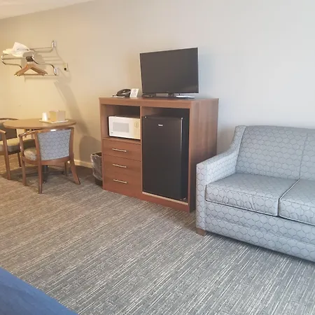 Hampton Village Inn-3