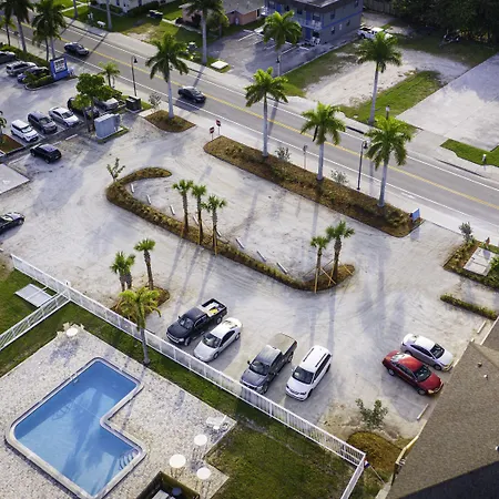Dockside Inn & Resort-3