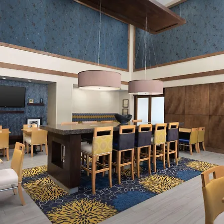 Hampton Inn Syracuse Clay-2