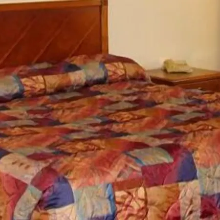 Chateau Inn & Suites-2