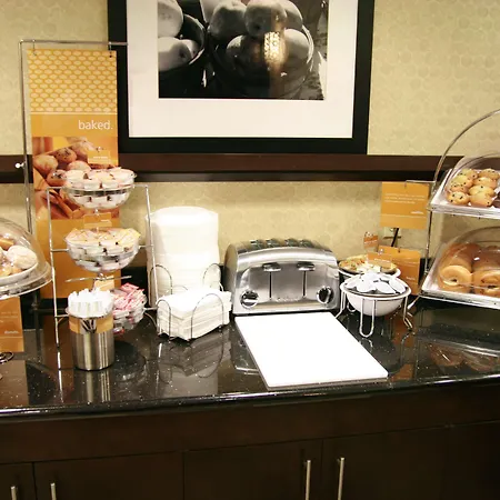 Hampton Inn Topeka-3