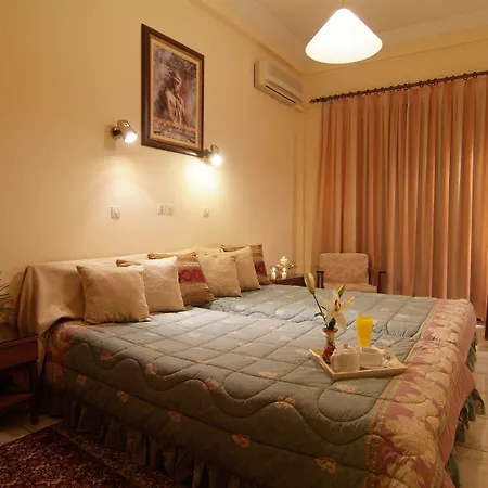 Hermes Delphi Hotel-2