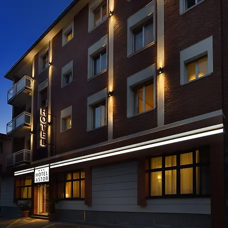 Astor Hotel-2