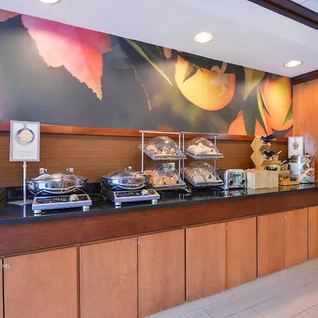 Fairfield Inn & Suites White Marsh-3