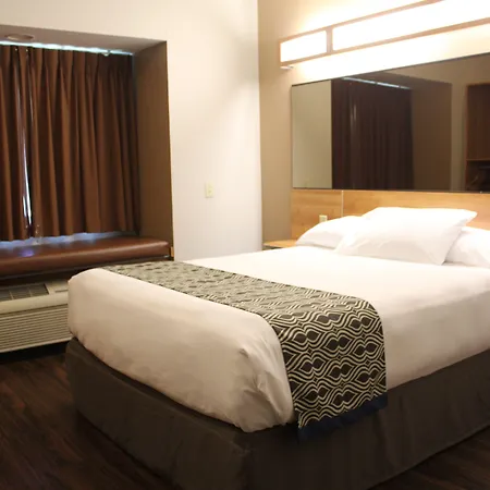 York Microtel Inn & Suites By Wyndham-3