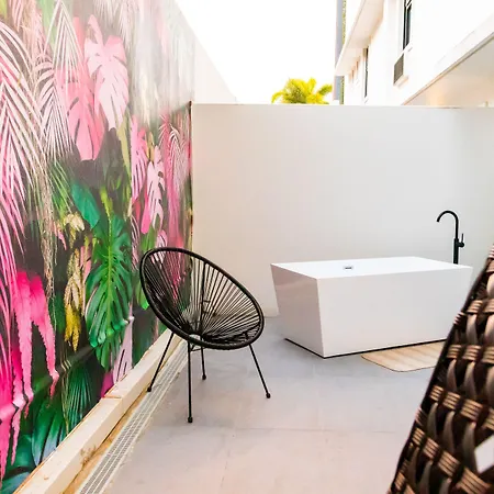 The Ivy Hotel (Adults Only)-2
