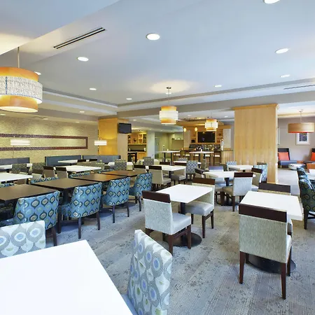 Hilton Garden Inn Toledo / Perrysburg-3
