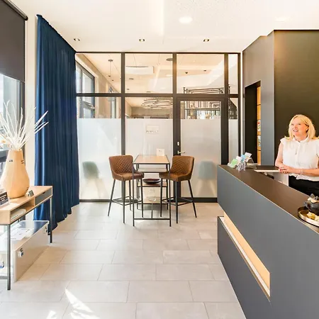 N+S City Hotel Neumarkt-3