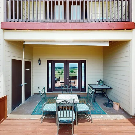 Canyon Lake Getaway-2