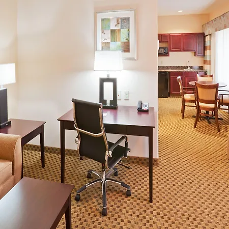 Holiday Inn Express & Suites Oklahoma City West-Yukon By Ihg-3