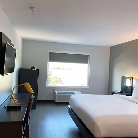 Hawthorn Extended Stay By Wyndham Hobbs-3