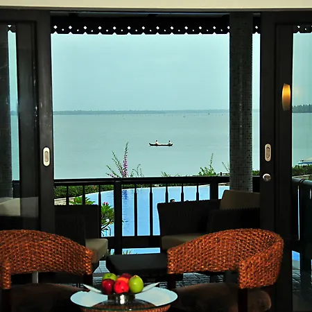 Ramada Resort By Wyndham Kochi-2