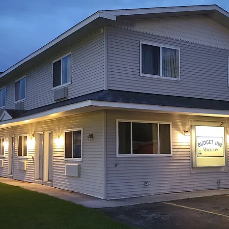 Mackinaw Budget Inn-2
