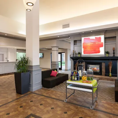 Hilton Garden Inn Sioux City Riverfront-3