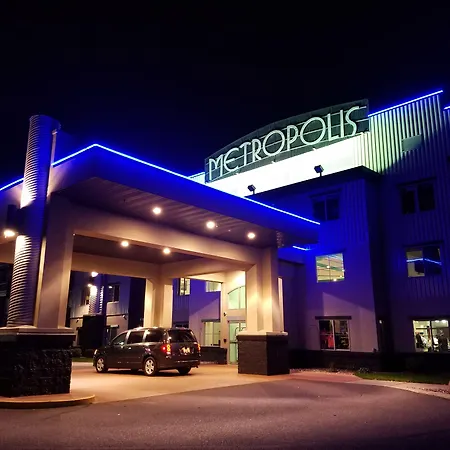 Metropolis Resort - Eau Claire-2