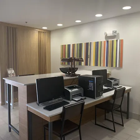 Holiday Inn Express Mccomb By Ihg-2